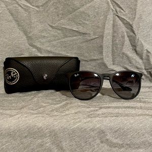 Ray-Ban Erika in Matte Black with Case